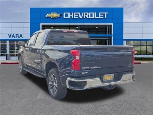 Used 2022 Chevrolet Silverado 1500 LT RWD image 3