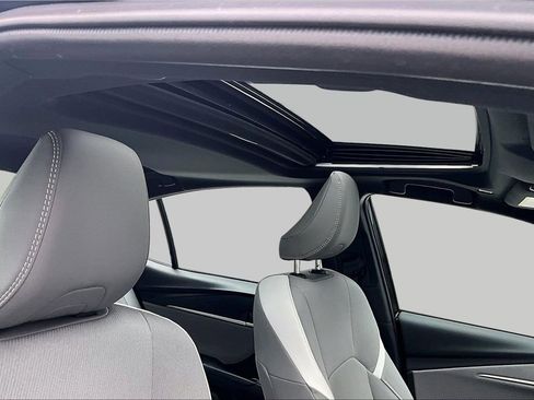 Certified 2025 Toyota Camry SE w/ Convenience Package FWD image 28