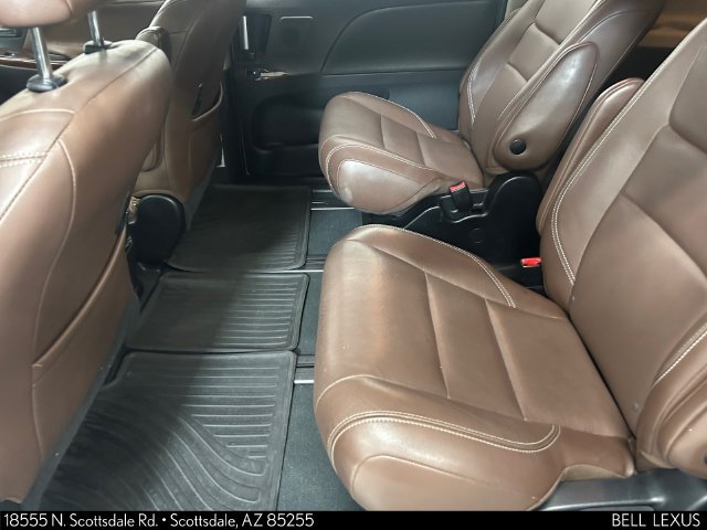 Used 2019 Toyota Sienna Limited Premium w/ Carpet Mat Package AWD/4WD image 16