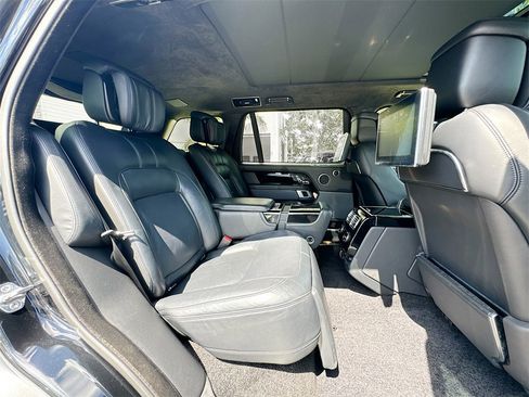 Used 2021 Land Rover Range Rover Long Wheelbase Autobiography image 30
