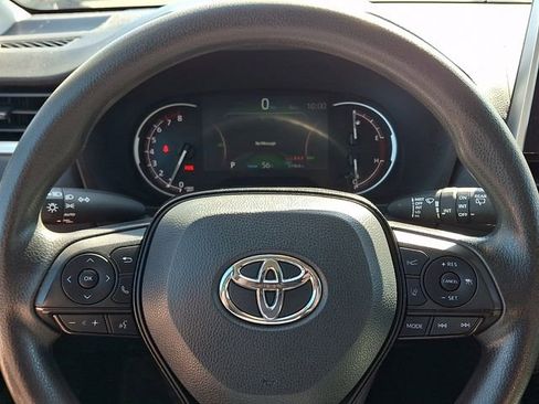 Certified 2024 Toyota RAV4 XLE AWD/4WD image 18