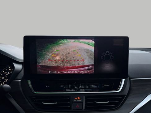 New 2026 Nissan Altima 2.5 SV w/ SV Special Edition Package FWD image 21