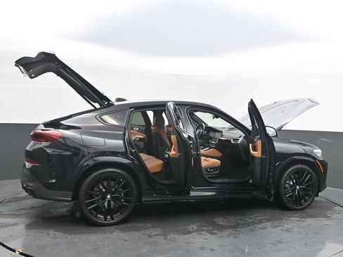 Used 2021 BMW X6 sDrive40i w/ M Sport Package image 50
