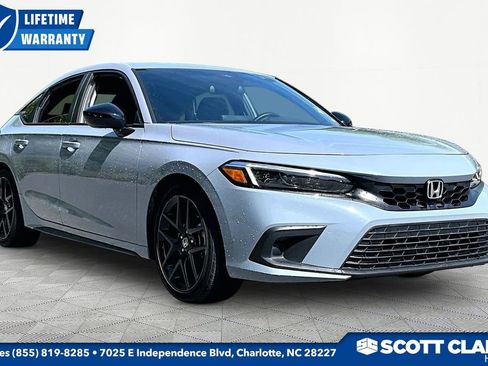 Used 2023 Honda Civic Sport image 1