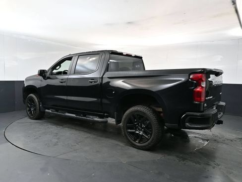 Used 2023 Chevrolet Silverado 1500 Custom Trail Boss AWD/4WD image 3