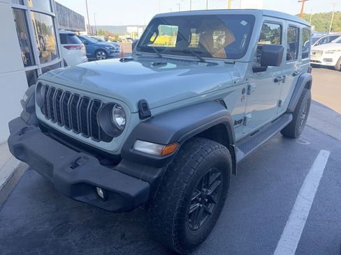 Used 2024 Jeep Wrangler Unlimited Sport AWD/4WD image 1