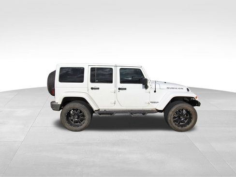 Used 2012 Jeep Wrangler Unlimited Rubicon w/ Dual Top Group image 5
