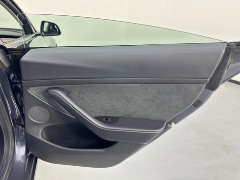 Used 2022 Tesla Model 3 Long Range image 42