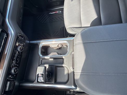 Used 2025 Chevrolet Silverado 1500 LT Trail Boss w/ Dark Appearance Package image 30