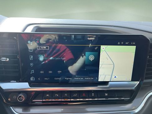 Certified 2022 Chevrolet Silverado 1500 High Country w/ High Country Premium Package image 13