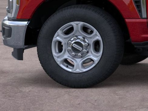 New 2026 Ford F250 XLT w/ XLT Premium Package RWD image 19