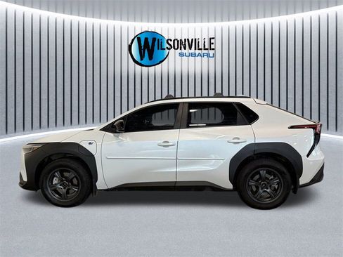 Used 2024 Subaru Solterra Premium image 15