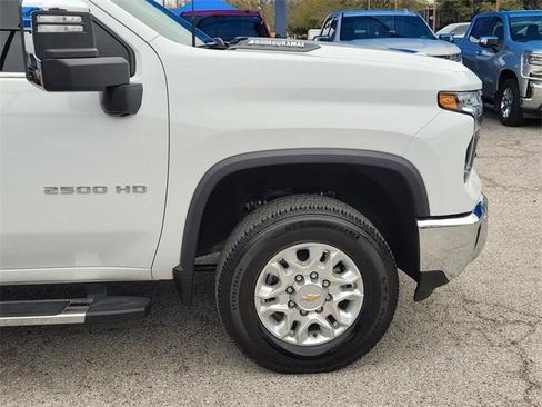 Certified 2025 Chevrolet Silverado 2500 LTZ w/ LTZ Convenience Package image 6