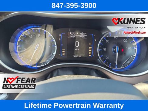 Used 2023 Chrysler Voyager LX FWD image 16