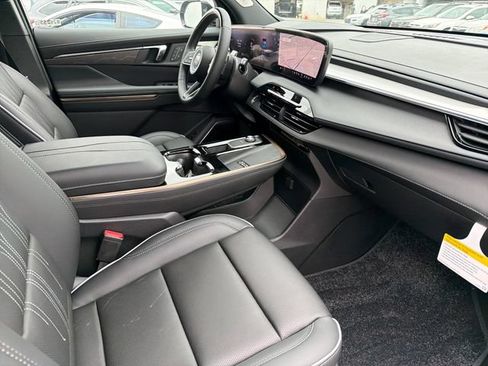 New 2026 Buick Enclave Avenir w/ Super Cruise Package FWD image 21