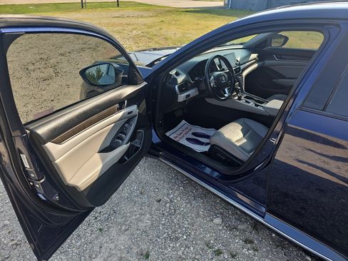 Used 2018 Honda Accord EX-L image 19