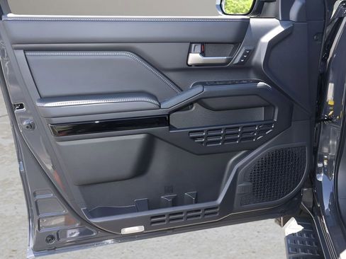 New 2026 Toyota 4Runner Limited RWD image 9