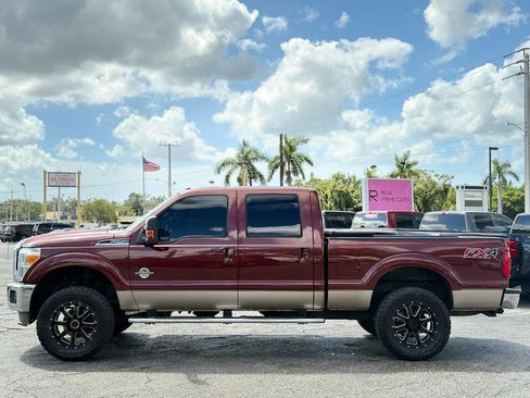 Used 2012 Ford F250 Lariat w/ Lariat Interior Pkg image 4