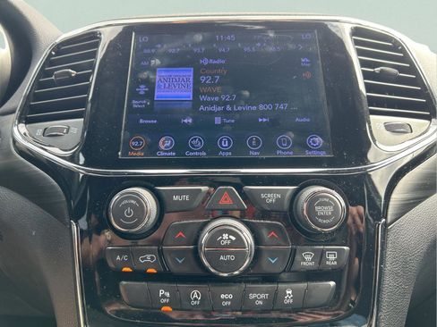 Certified 2020 Jeep Grand Cherokee Altitude image 18