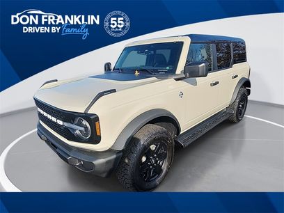 New 2025 Ford Bronco Outer Banks w/ Black Appearance Package