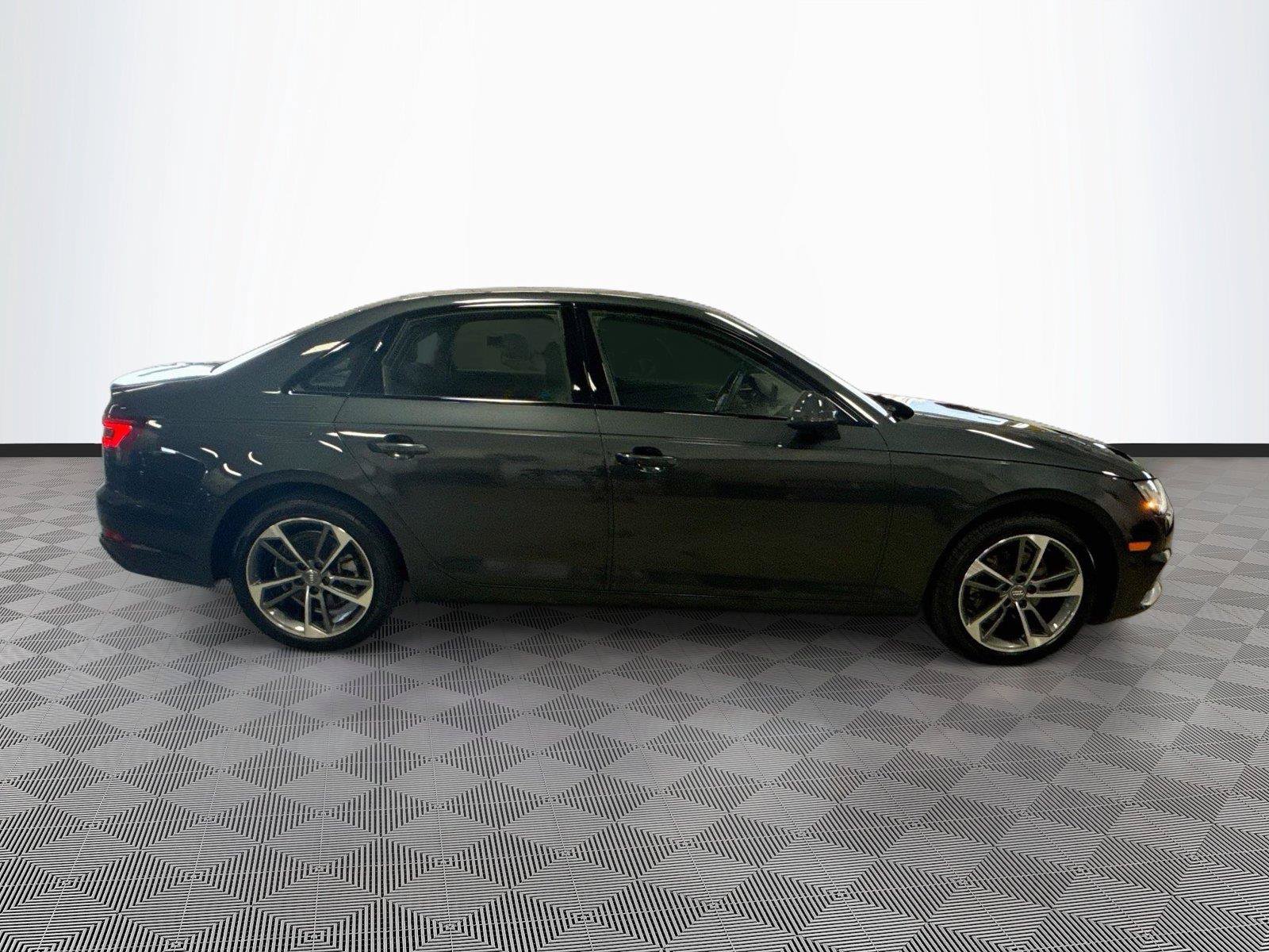 Used 2019 Audi A4 2.0T Premium FWD image 8