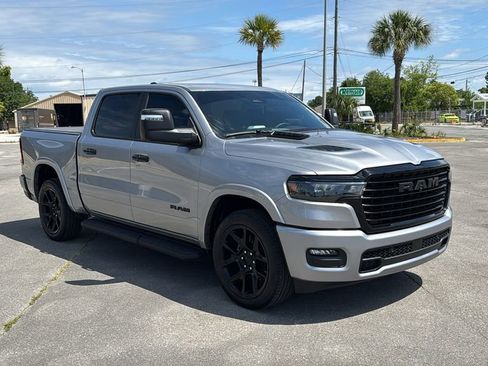 Used 2025 RAM 1500 Laramie w/ Night Edition AWD/4WD image 8