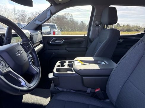 Certified 2024 Chevrolet Silverado 1500 RST w/ Z71 Off-Road Package image 15