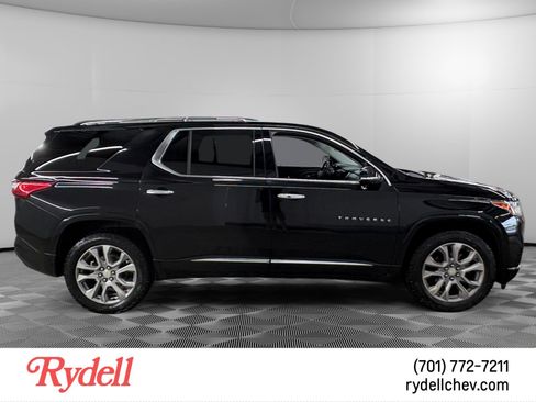 Used 2019 Chevrolet Traverse Premier w/ LPO, Floor Liner Package AWD/4WD image 6