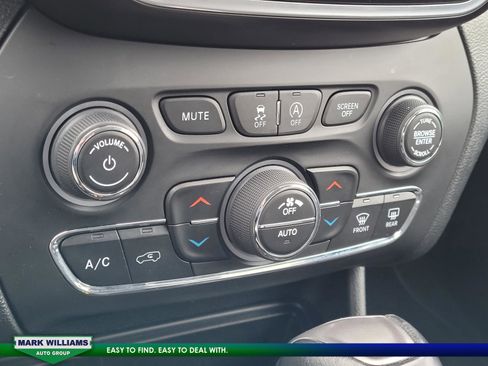 Used 2022 Jeep Cherokee Limited w/ Elite Package image 24