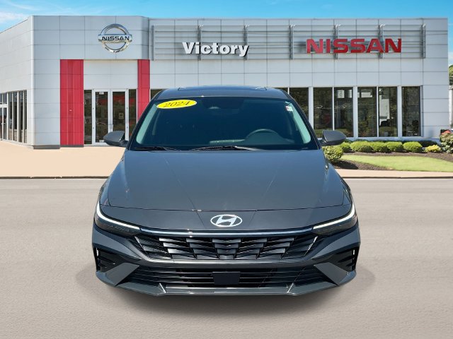 Used 2024 Hyundai Elantra SEL w/ Convenience Package FWD image 8
