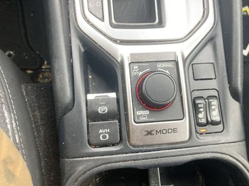 Used 2022 Subaru Forester Premium image 14