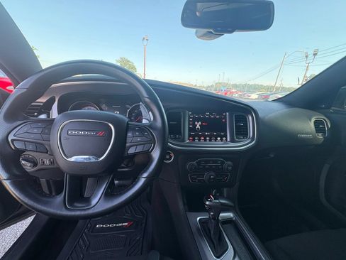Used 2019 Dodge Charger R/T w/ Performance Handling Group RWD image 32