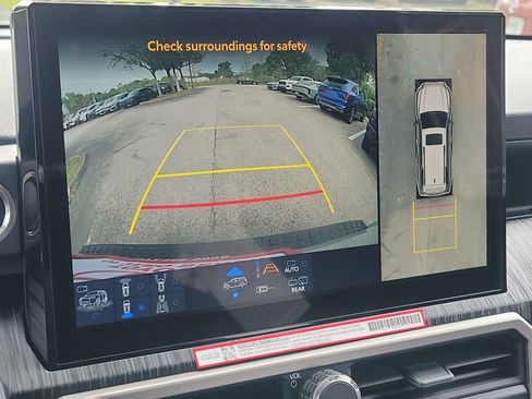 Used 2026 Toyota 4Runner 4WD image 15