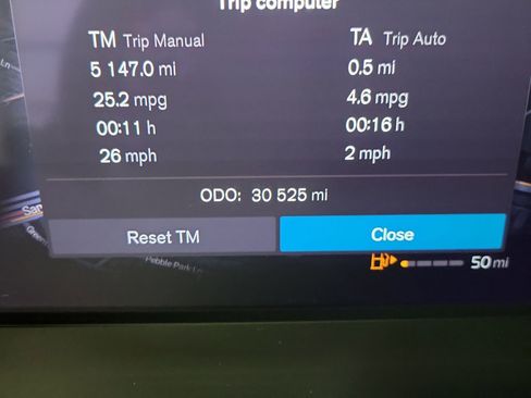 Certified 2023 Volvo XC60 B5 Plus w/ Climate Package image 27