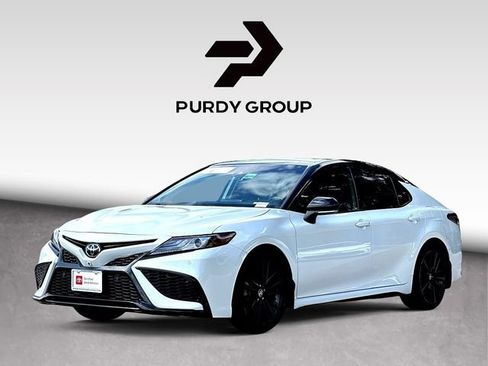 Used 2023 Toyota Camry XSE w/ Navigation Package FWD image 4