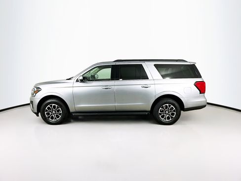 Used 2024 Ford Expedition Max XLT image 4