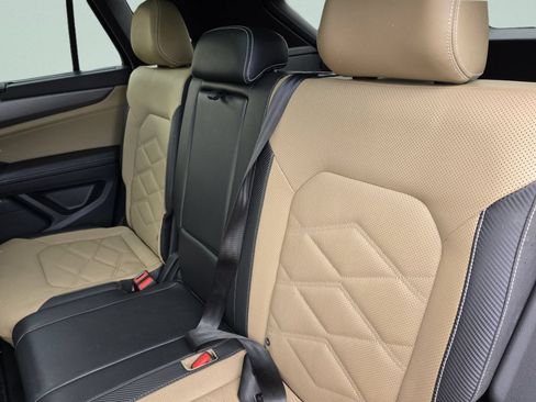 Used 2024 Volkswagen Atlas Cross Sport SE w/ Panoramic Sunroof Package AWD/4WD image 30