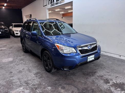 Used 2014 Subaru Forester 2.5i Premium w/ All-Weather Package AWD/4WD image 2