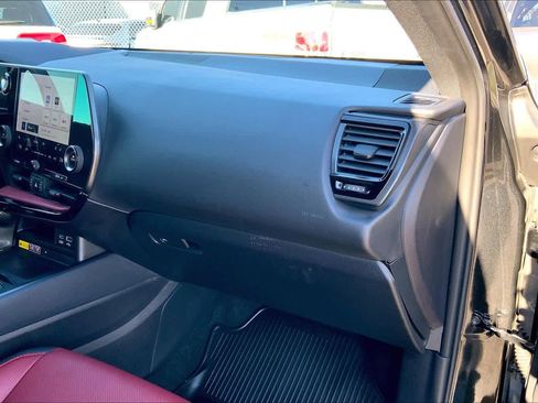 Used 2022 Lexus NX 350 AWD image 19