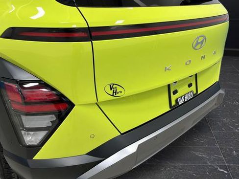 Used 2024 Hyundai Kona Limited image 33