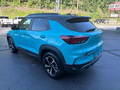 Used 2021 Chevrolet TrailBlazer RS w/ Sun and Liftgate Package FWD image 2