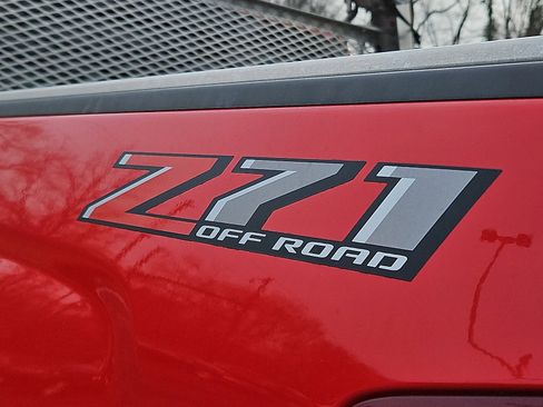 Used 2018 Chevrolet Silverado 1500 LTZ Z71 w/ LTZ Plus Package image 31