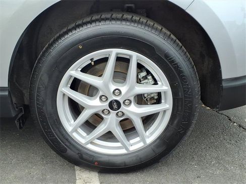 Used 2024 Ford Edge SEL image 20