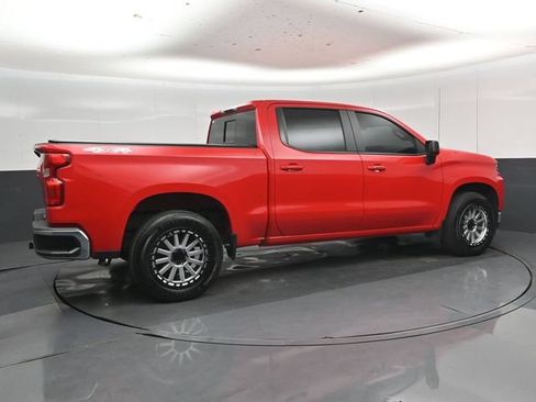 Used 2020 Chevrolet Silverado 1500 LT w/ Texas Edition AWD/4WD image 3