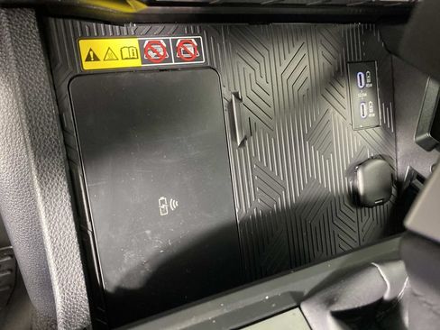 Used 2026 Toyota 4Runner Platinum AWD/4WD image 23