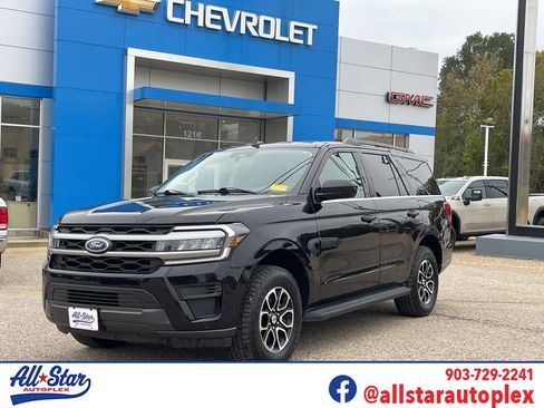 Used 2024 Ford Expedition XLT image 1