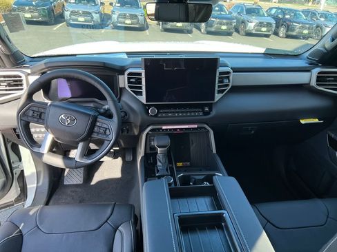New 2026 Toyota Tundra Limited image 18