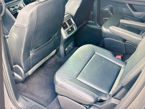 Used 2019 Volkswagen Atlas SEL R-Line image 8