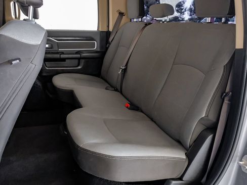 Used 2019 RAM 2500 Big Horn AWD/4WD image 37