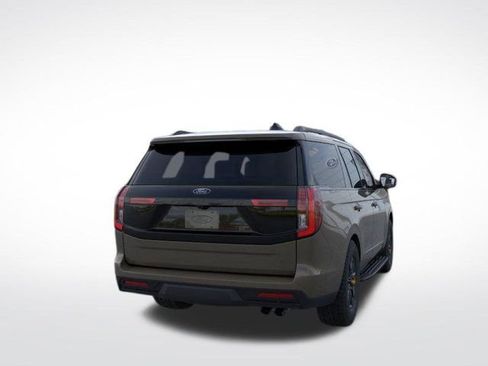 New 2026 Ford Expedition Tremor image 10
